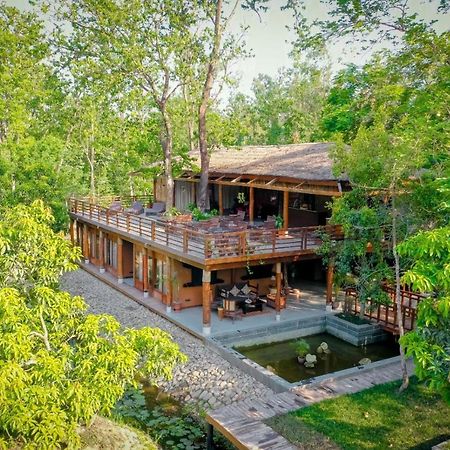 Miraaya Wellness Hotel Chitwan Luaran gambar
