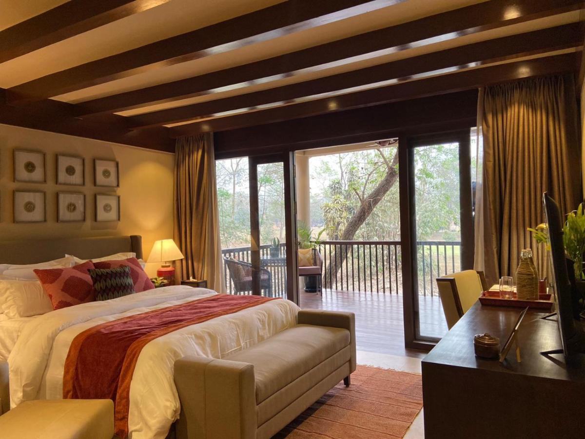Miraaya Wellness Hotel Chitwan Luaran gambar