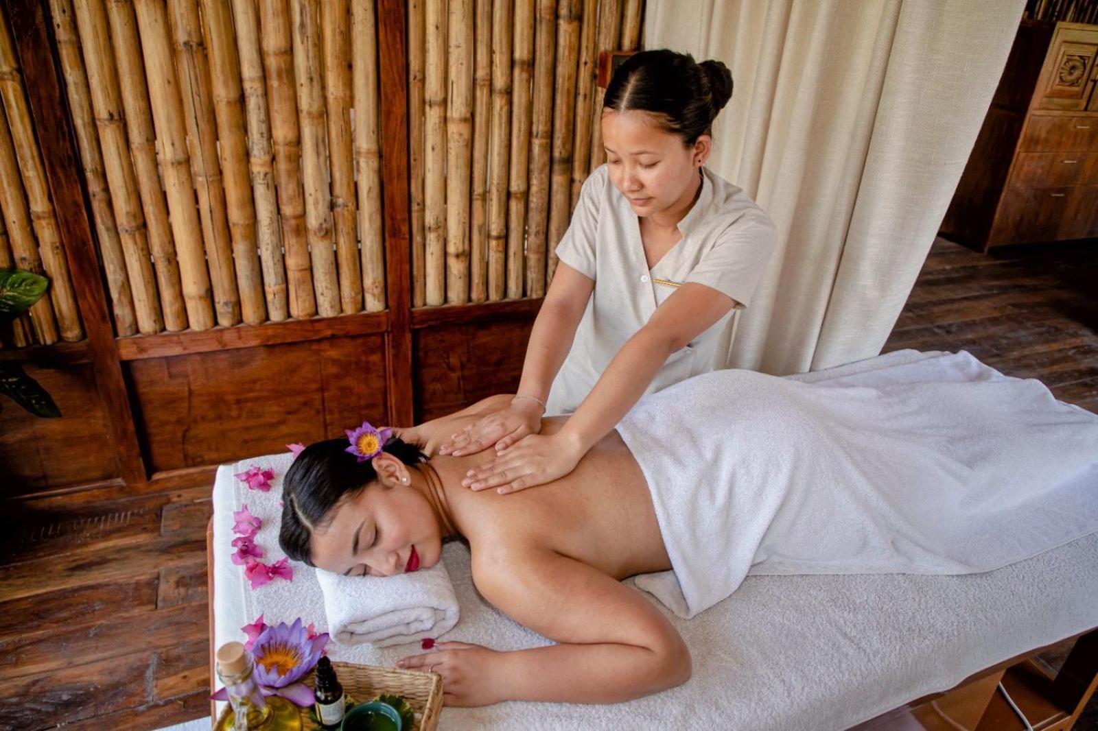 Miraaya Wellness Hotel Chitwan Luaran gambar