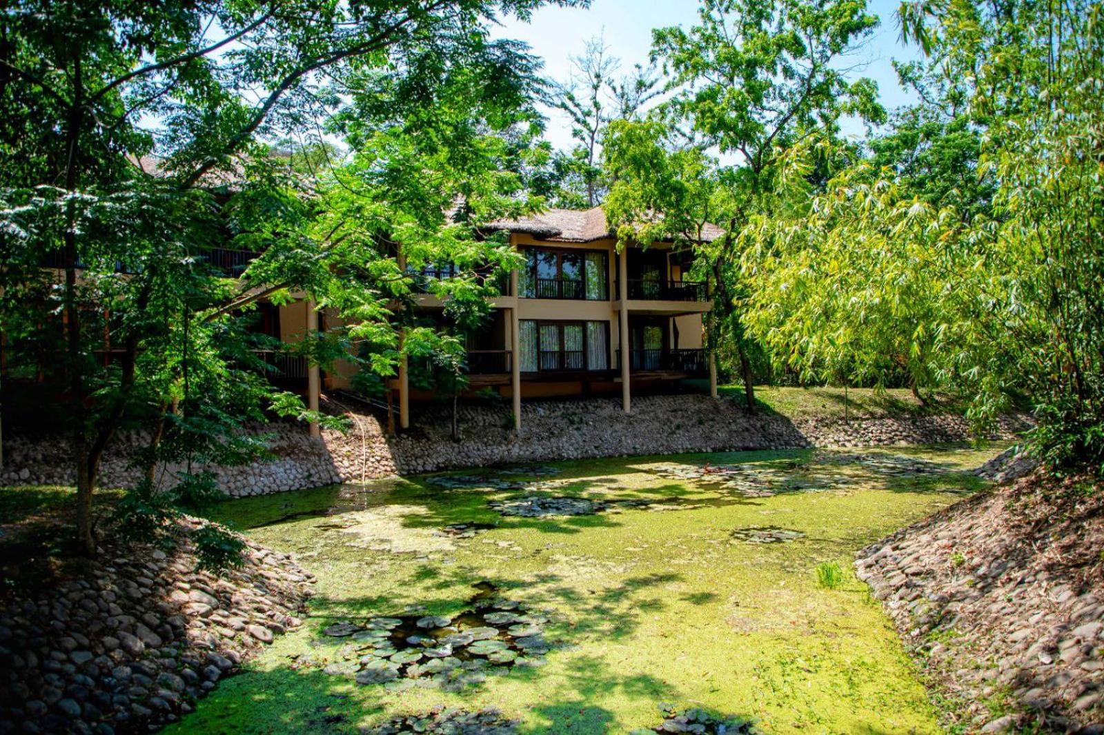 Miraaya Wellness Hotel Chitwan Luaran gambar