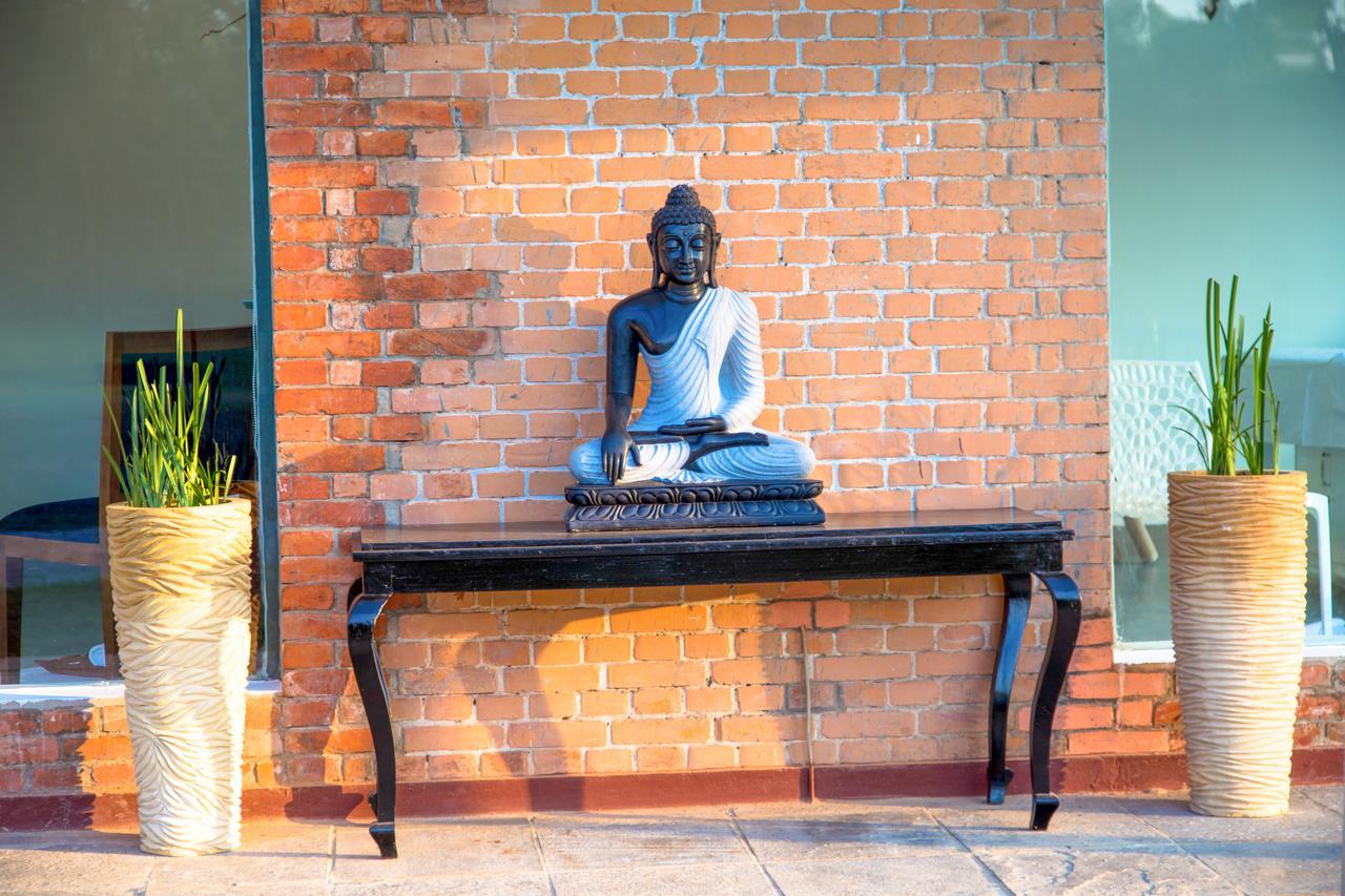 Miraaya Wellness Hotel Chitwan Luaran gambar
