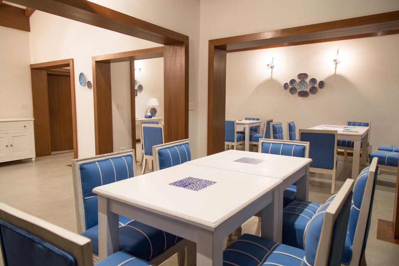Miraaya Wellness Hotel Chitwan Luaran gambar