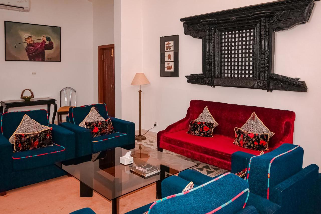 Miraaya Wellness Hotel Chitwan Luaran gambar